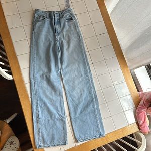 Levi’s light blue jeans